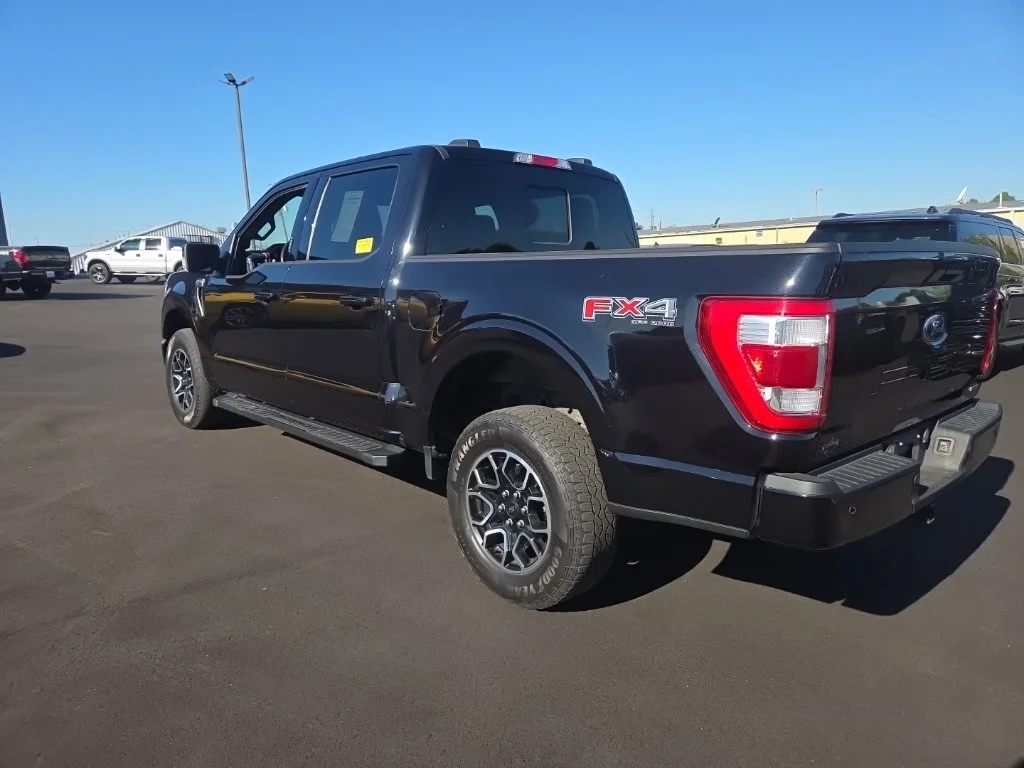 Used 2023 Black Ford Lariat image 12
