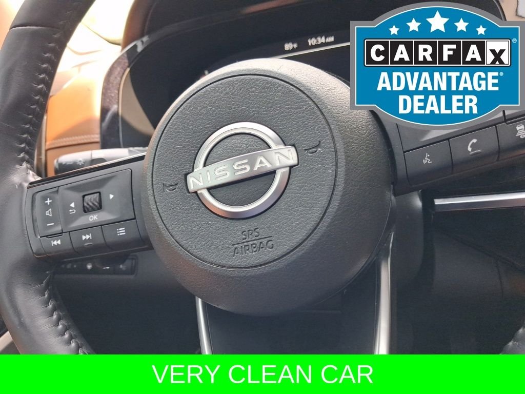Used 2023 White Nissan Platinum image 23