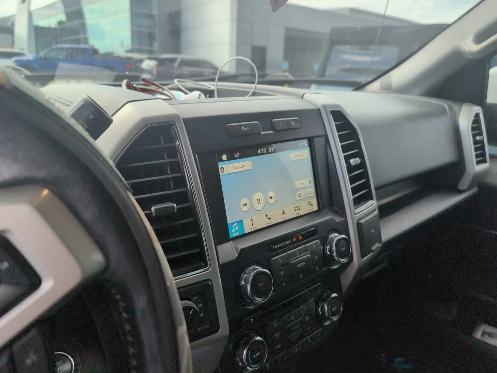 Used 2018 Oxford White Ford LARIAT image 2