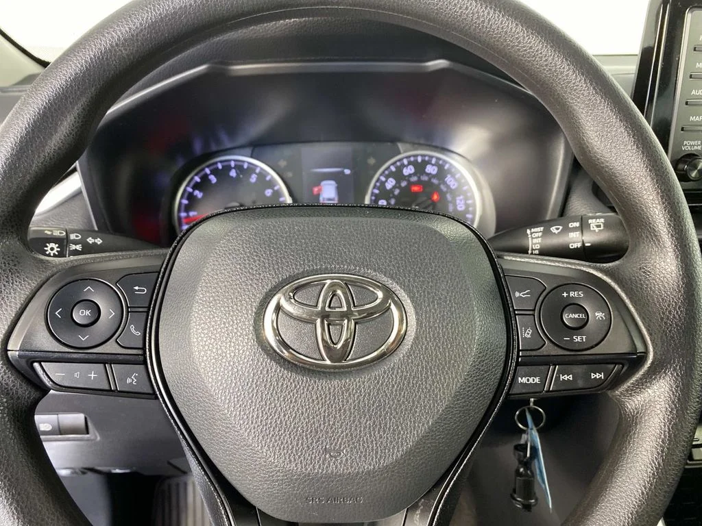 Used 2022 Silver Sky Metallic Toyota LE image 13