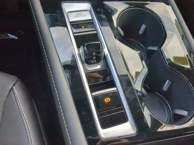 2026 Volkswagen Atlas SE w/Tech - Photo 27