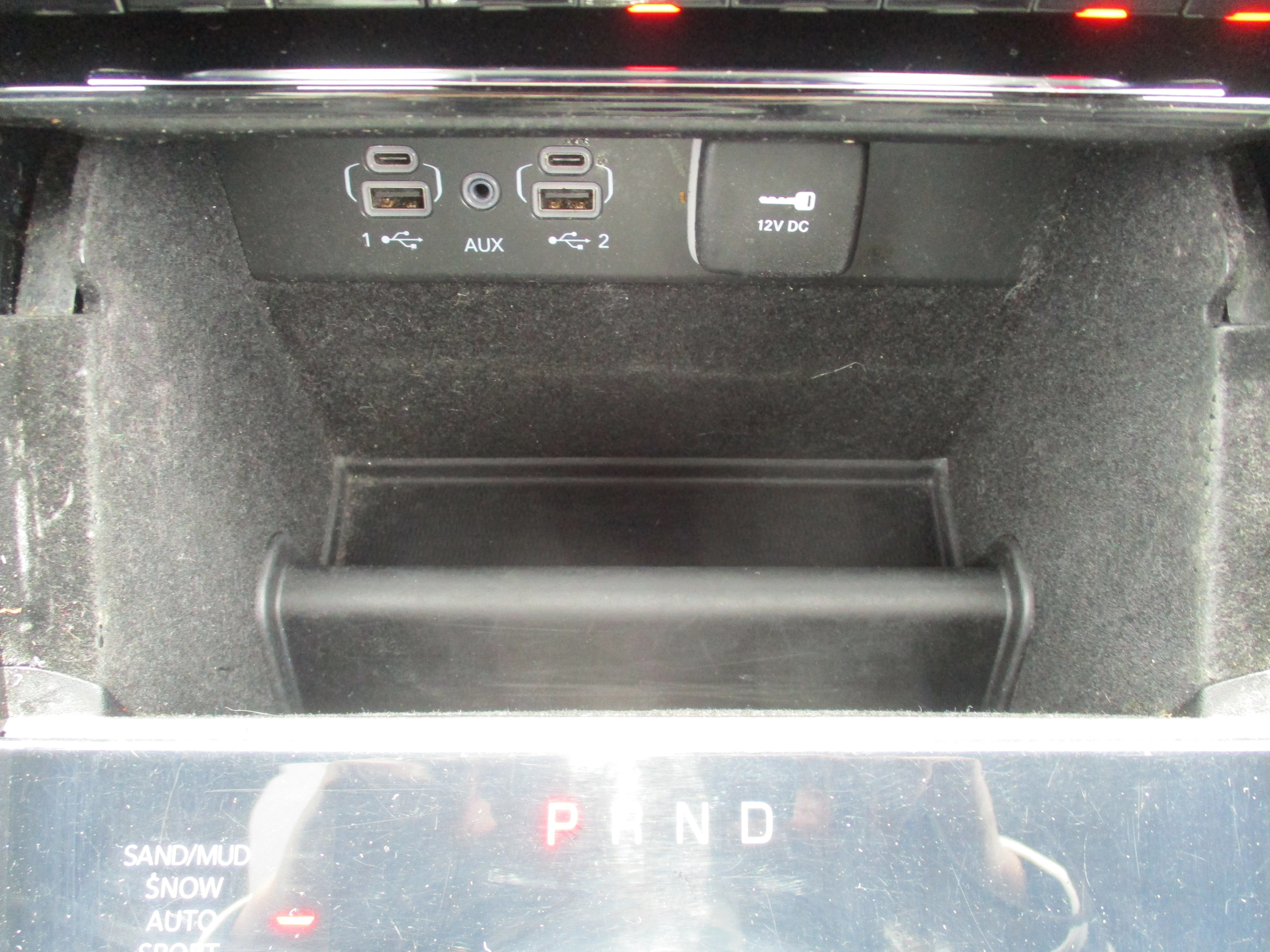 Certified Used 2022 Diamond Black Crystal Pearlcoat Jeep Limited image 16