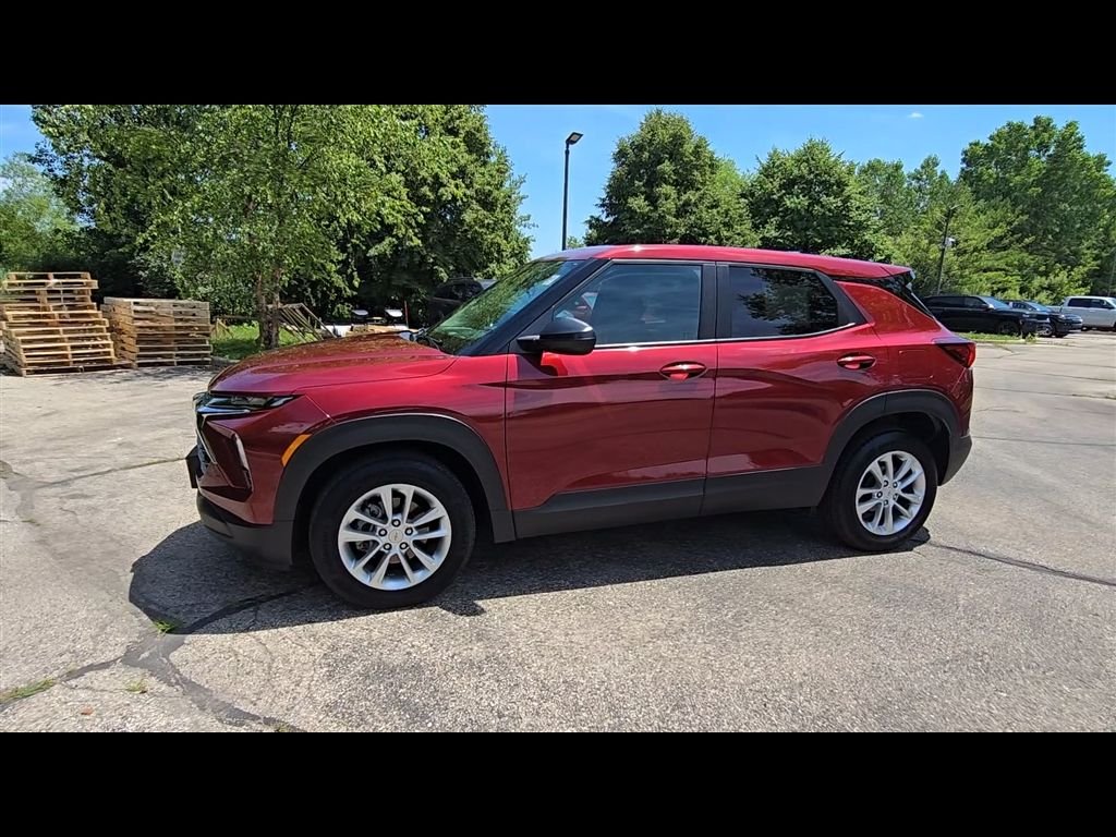 Used 2024 Red Chevrolet LS image 4