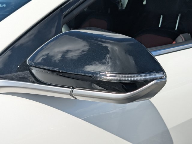 New 2026 Snow White Pearl Kia GT-Line Turbo image 11