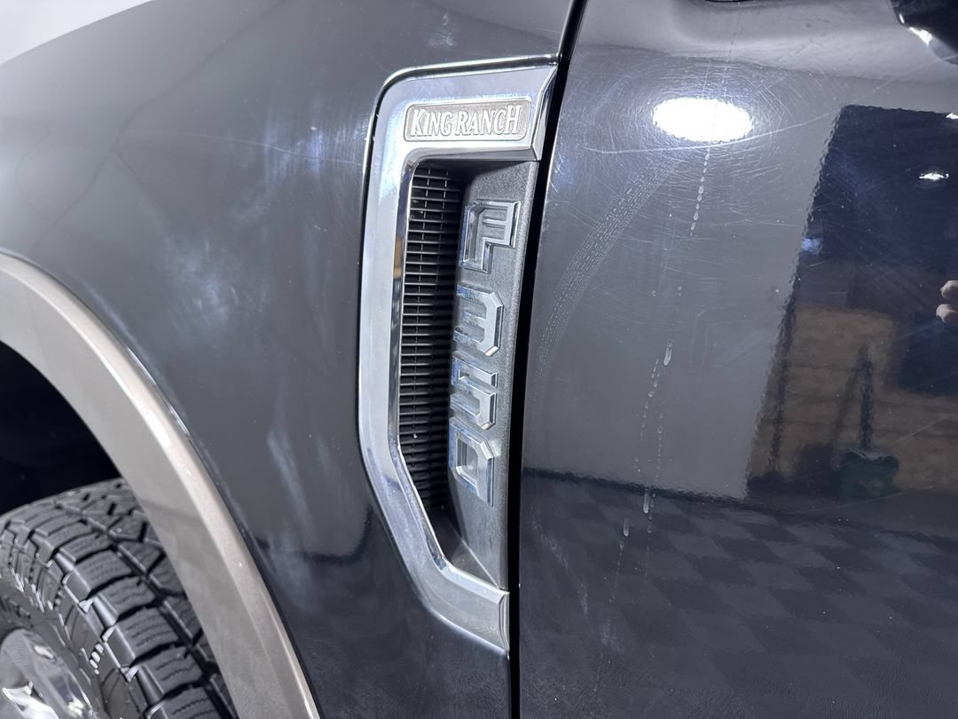 Used 2018 Shadow Black Ford King Ranch image 27