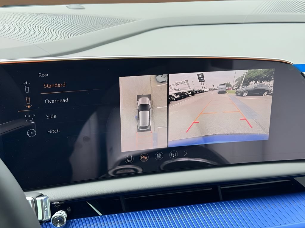 2027 Cadillac OPTIQ Luxury - Photo 29