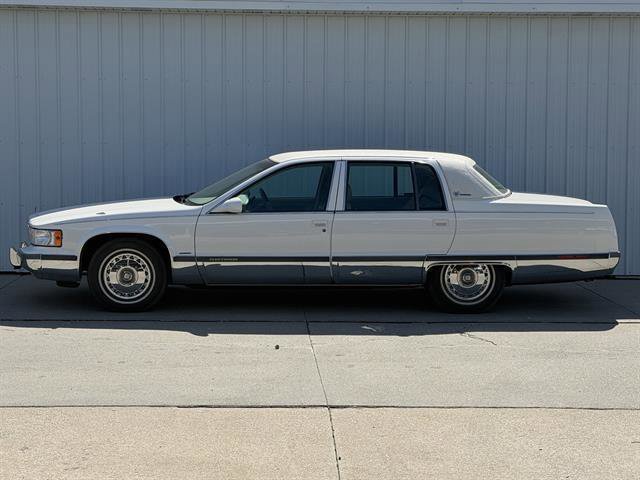 Used 1996 Cotillion White Cadillac 4DR SDN image 10