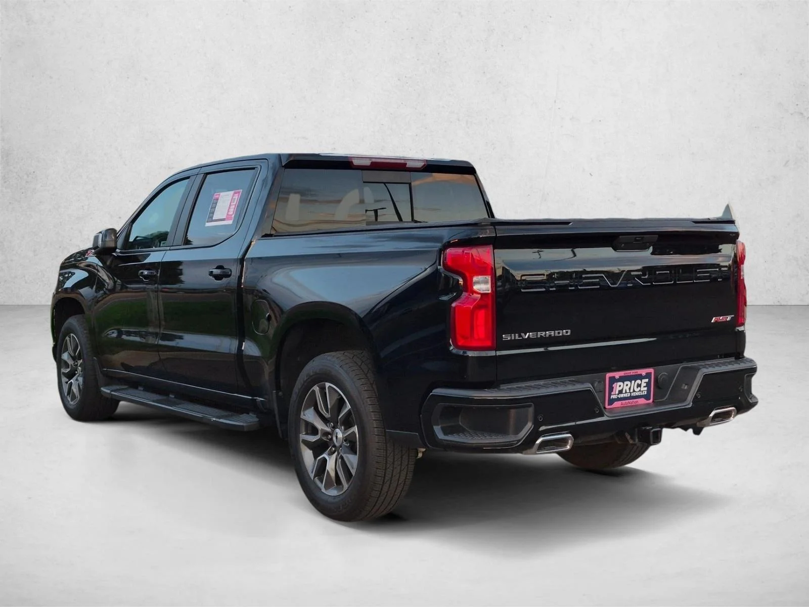 Used 2021 Black Chevrolet RST image 5
