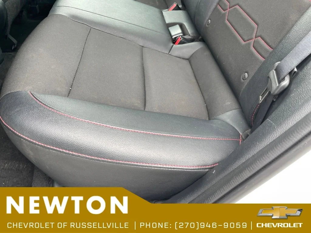Used 2024 White Kia GT image 33