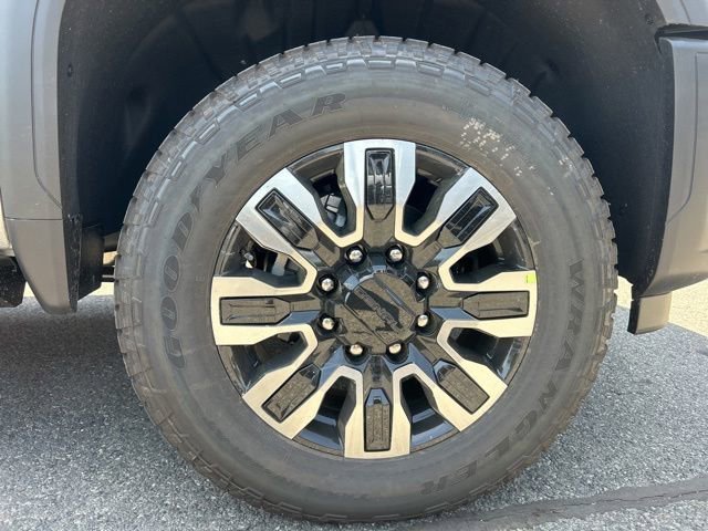 2026 GMC Sierra 3500HD Denali Ultimate - Photo 16