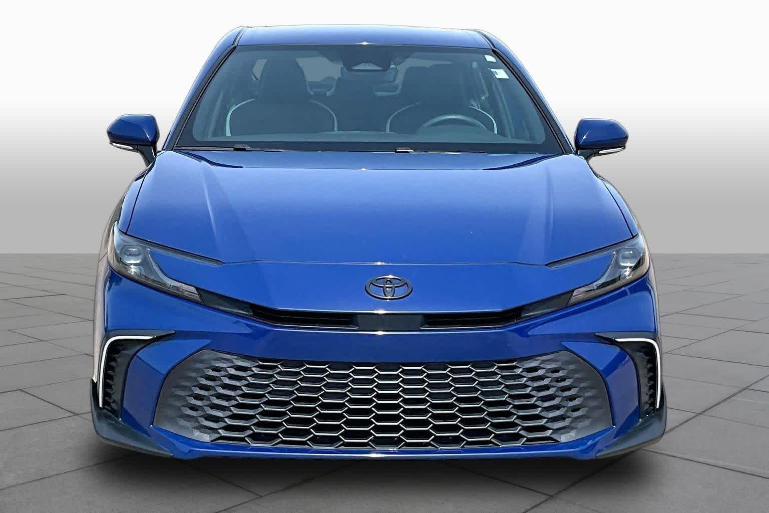 Used 2025 Reservoir Blue Toyota SE image 4