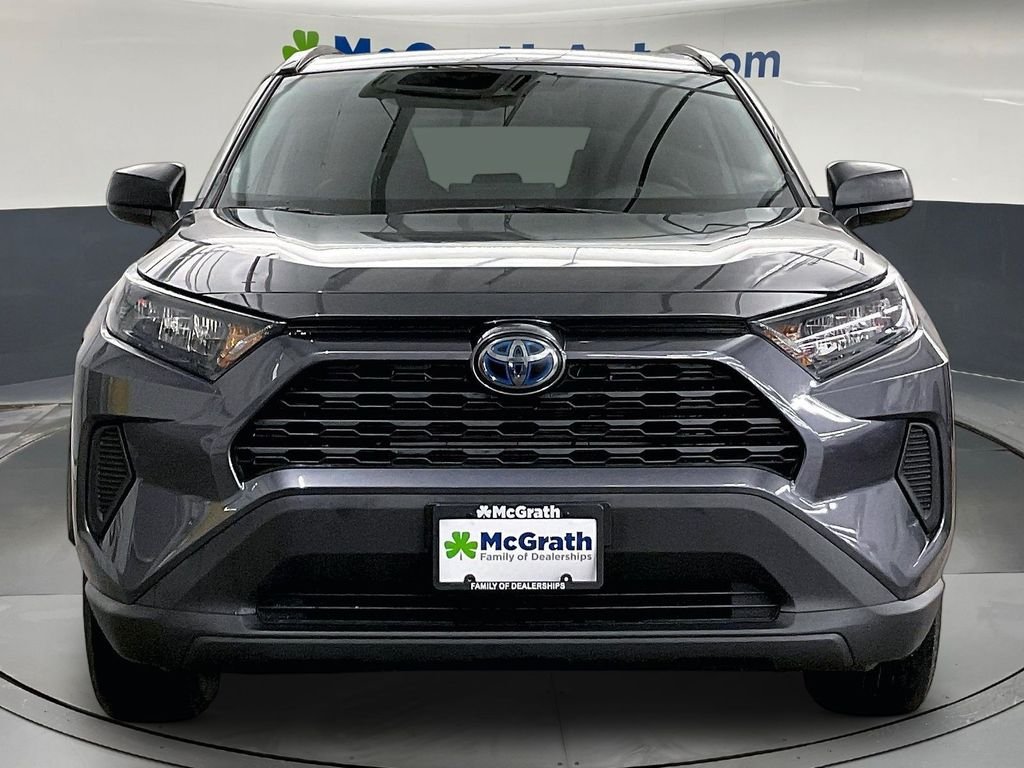 Used 2020 Gray Toyota LE image 5