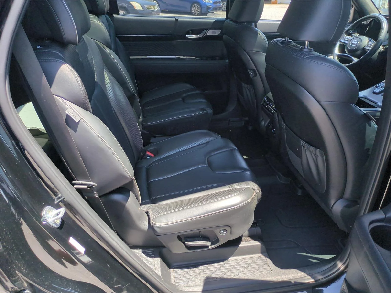 Used 2023 Abyss Black Pearl Hyundai Calligraphy image 39