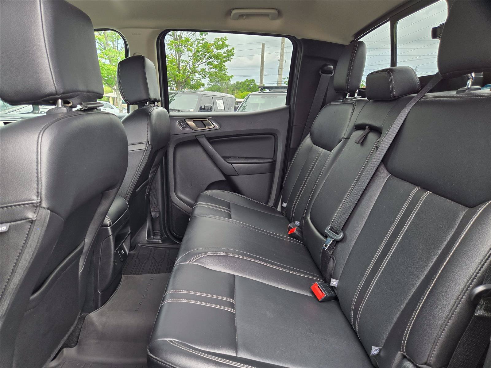 Used 2022 Gray Ford LARIAT image 15