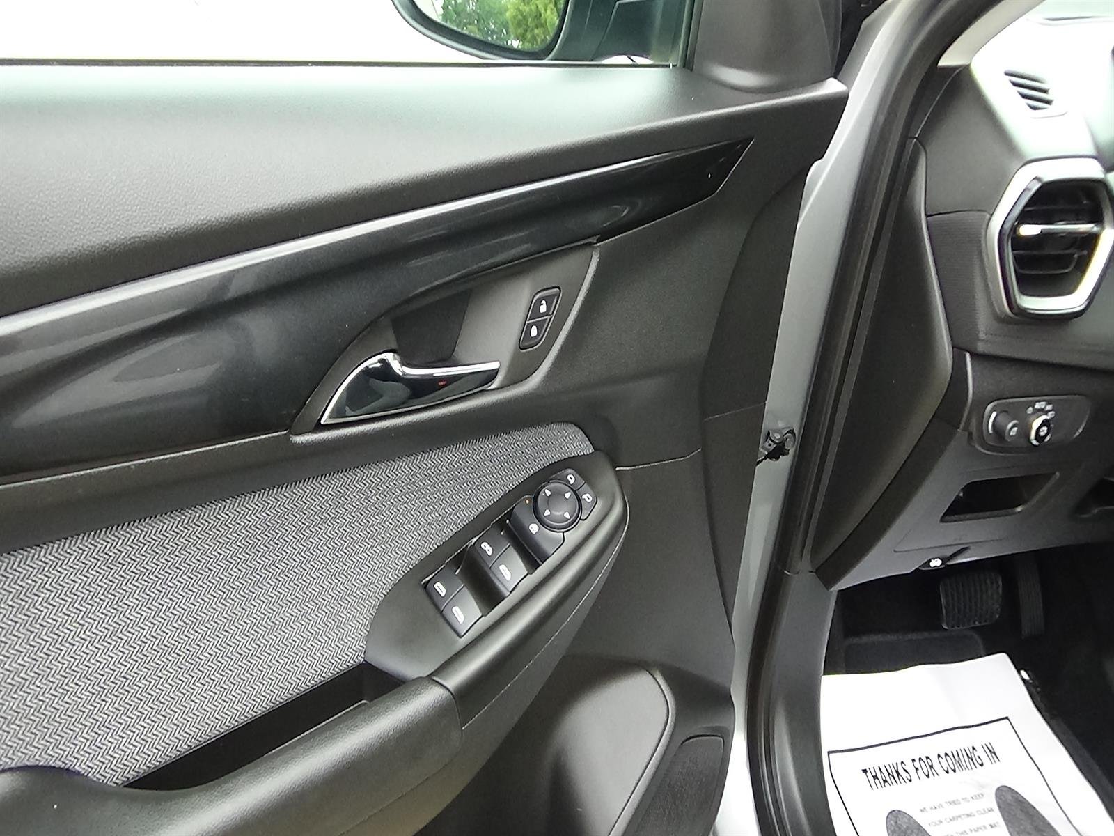 Used 2025 Sterling Gray Metallic (gzb) Chevrolet LT image 16