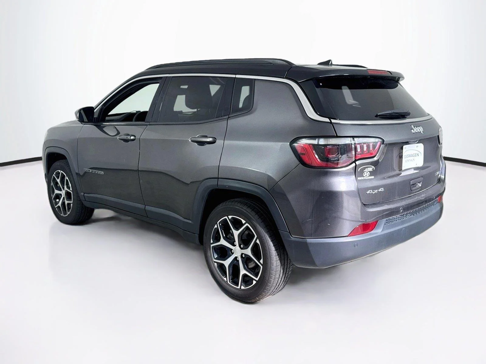 Used 2024 Black Clearcoat Jeep Limited image 7