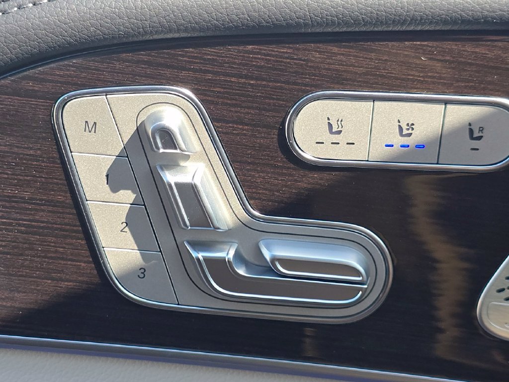 New 2026 Twilight Blue Metallic Mercedes-Benz GLE 53 AMG® image 46