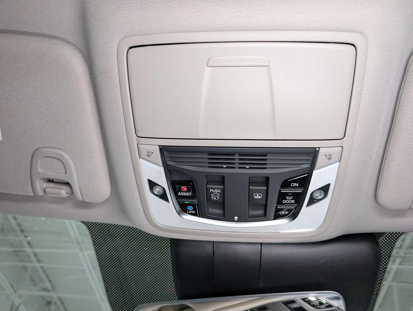 Used 2020 Modern Steel Metallic Acura w/Technology Pkg image 26