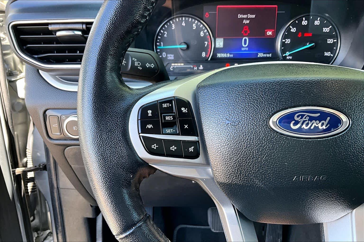 Used 2022 Iconic Silver Ford XLT image 23