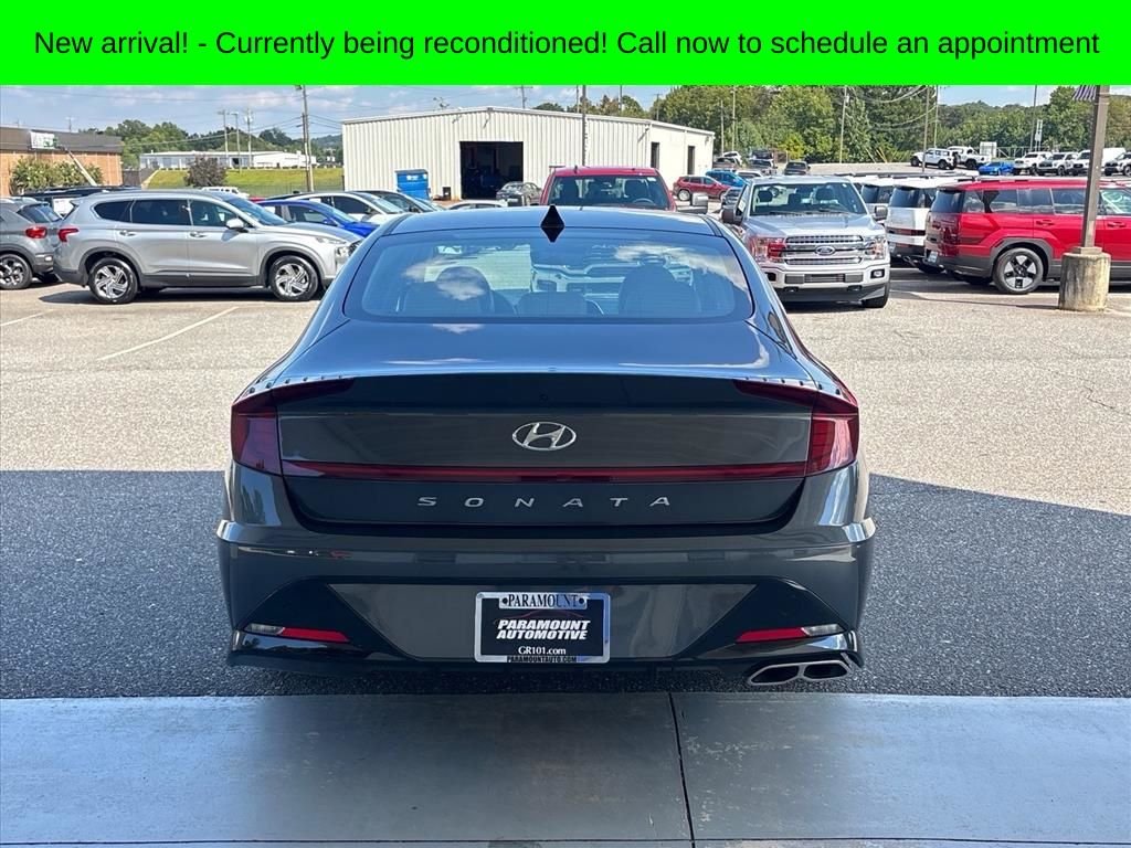 Used 2023 Gray Hyundai SEL image 25