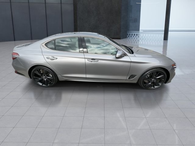 2023 GENESIS G70 Standard - Photo 9