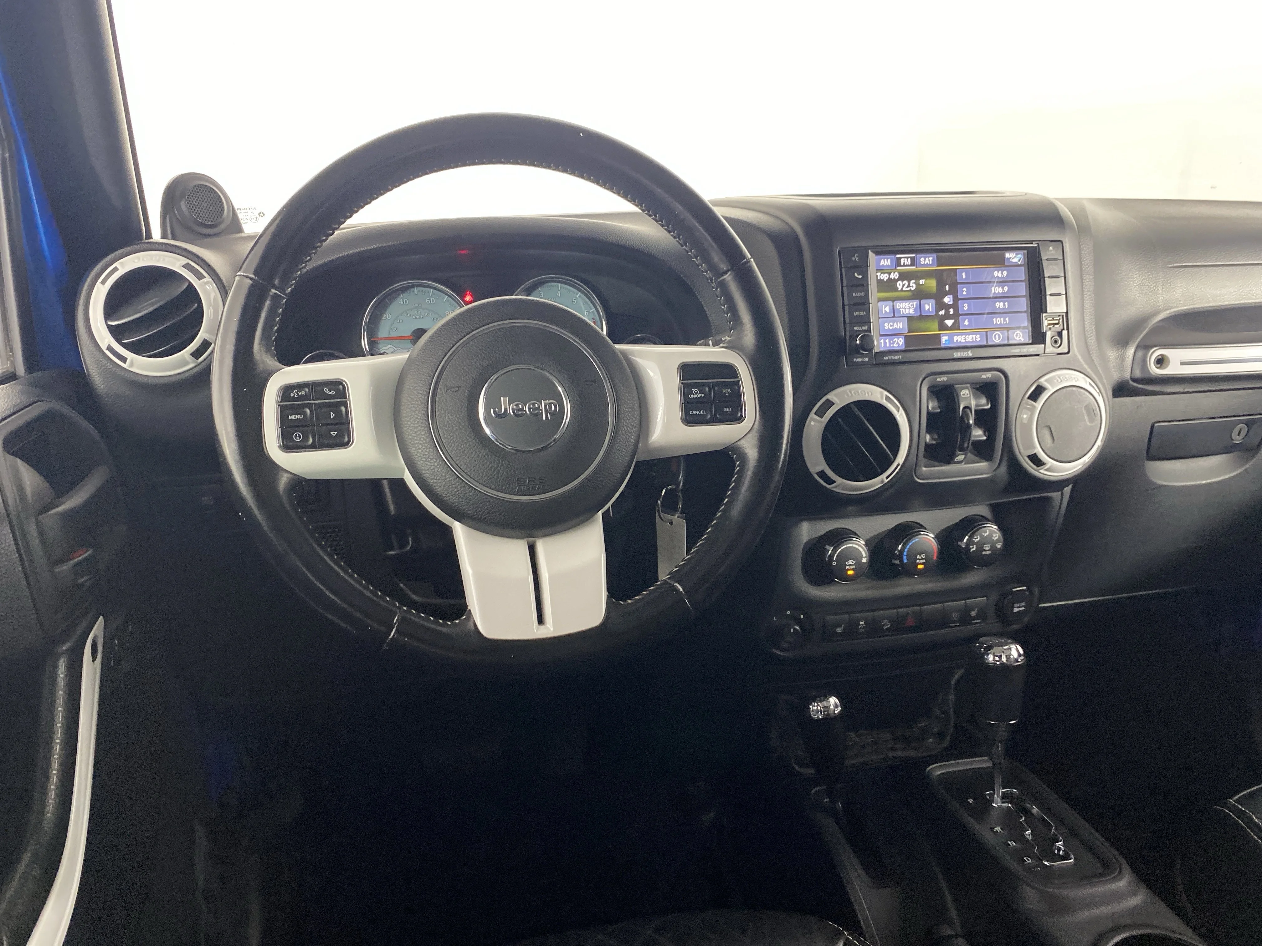 Used 2014 Hydro Blue Pearl Coat Jeep Polar Edition image 19