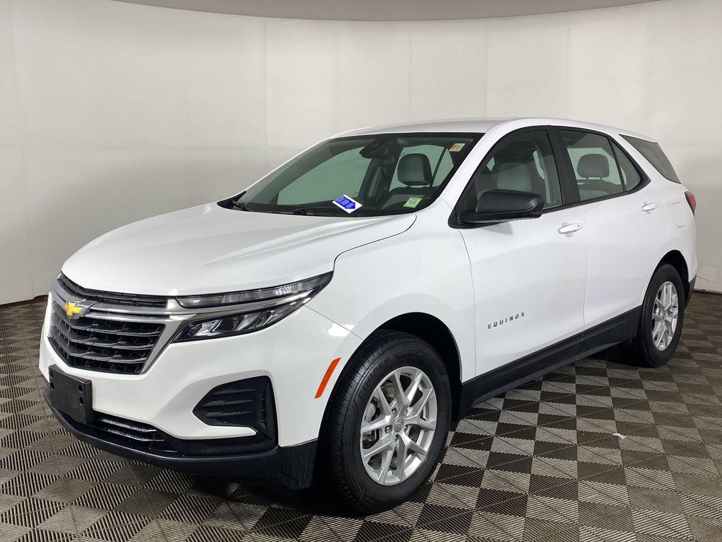 Used 2024 Summit White Chevrolet LS image 2
