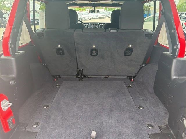 Used 2020 Firecracker Red Clearcoat Jeep Sport S image 18