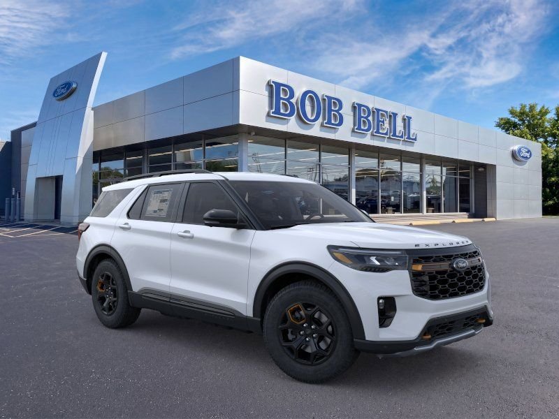 New 2026 White Ford Tremor image 7