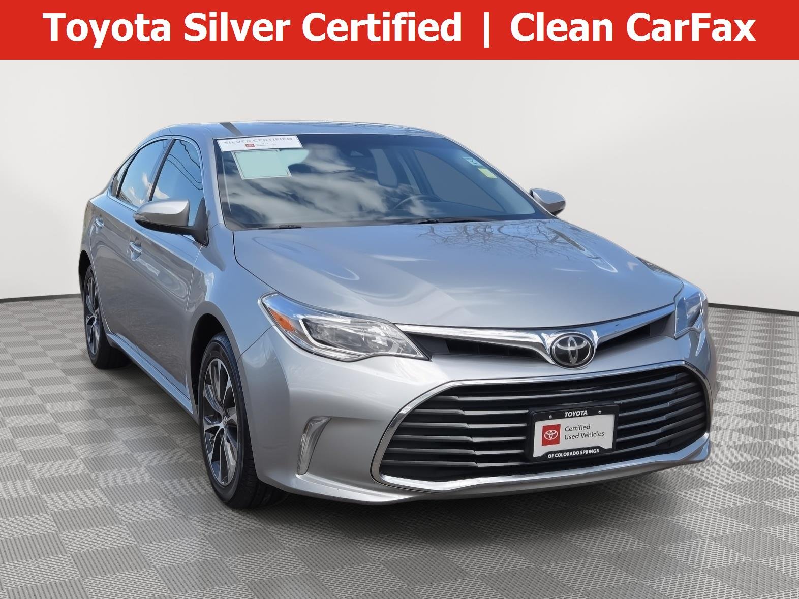 2018 Toyota Avalon XLE's photo