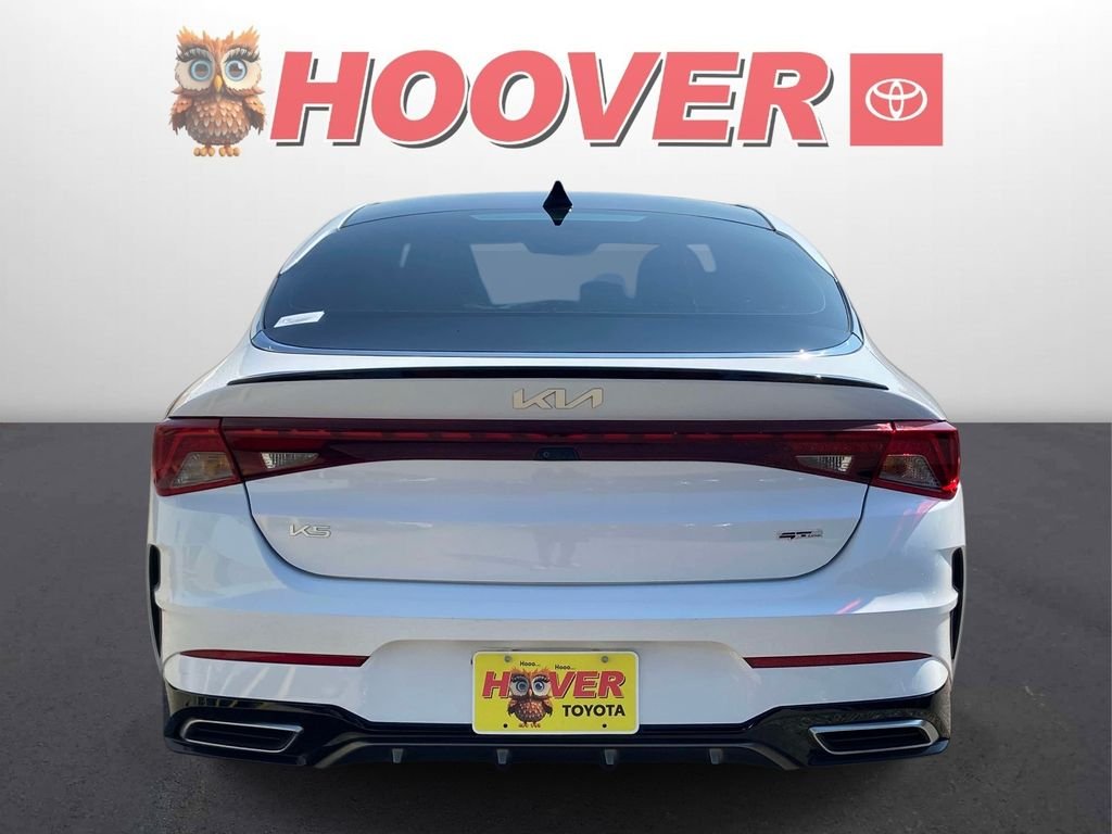 Used 2023 White Kia GT-Line image 3