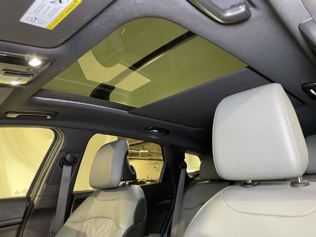 Used 2023 Green Kia X-Pro Prestige image 18