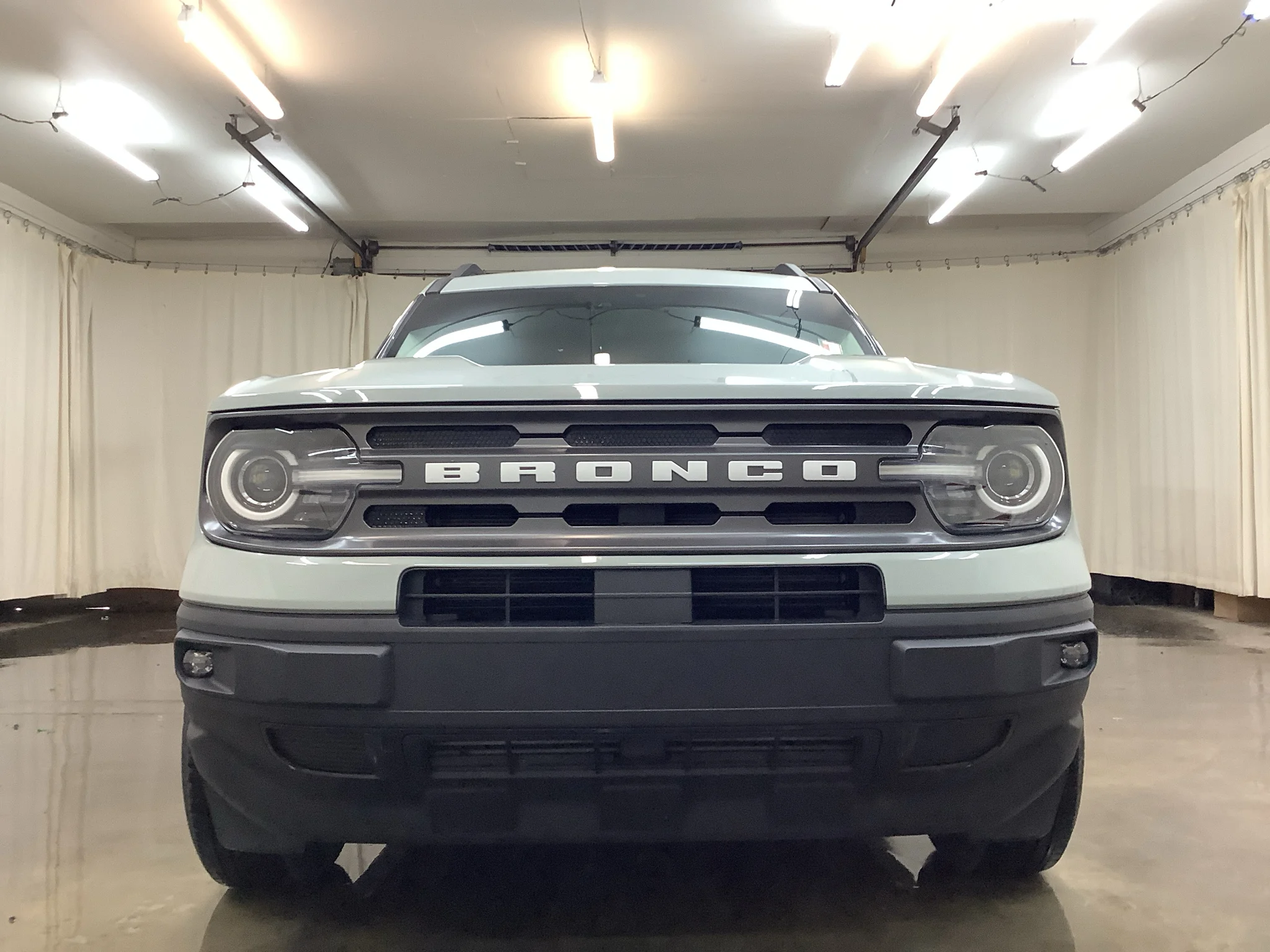 Used 2024 Cactus Gray Ford Big Bend image 10