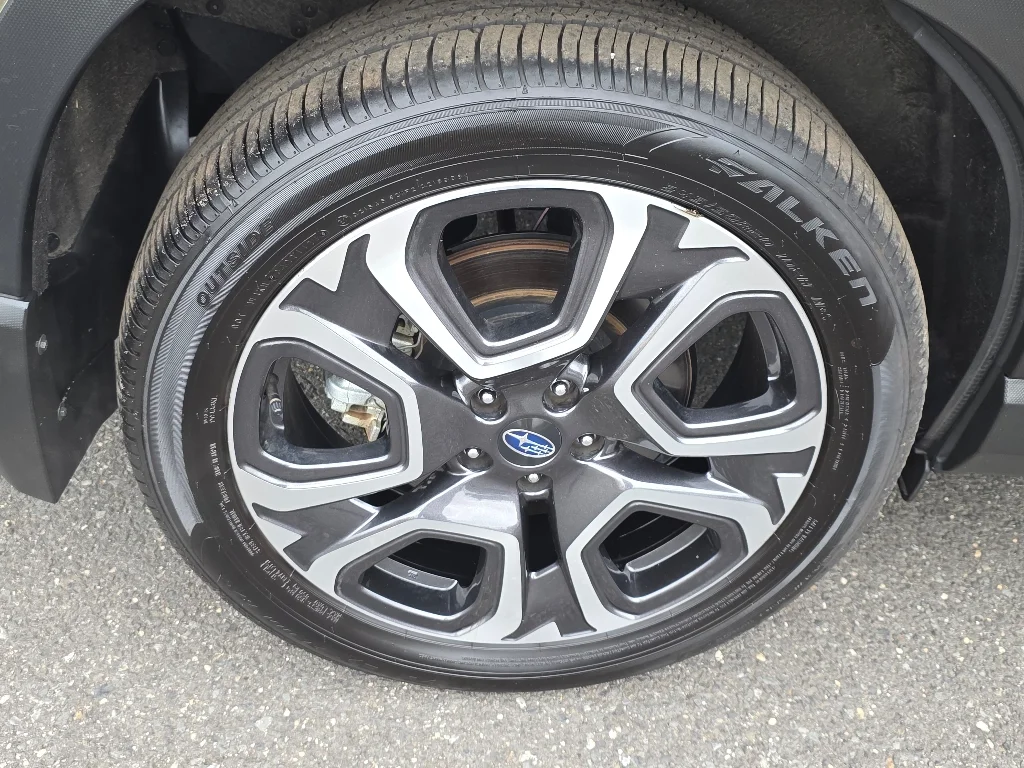 2025 Subaru Ascent Limited - Photo 5