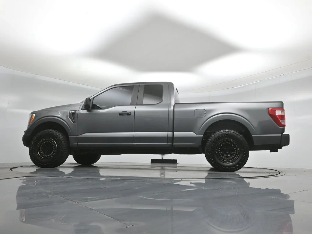 Used 2021 Gray Ford XL image 46