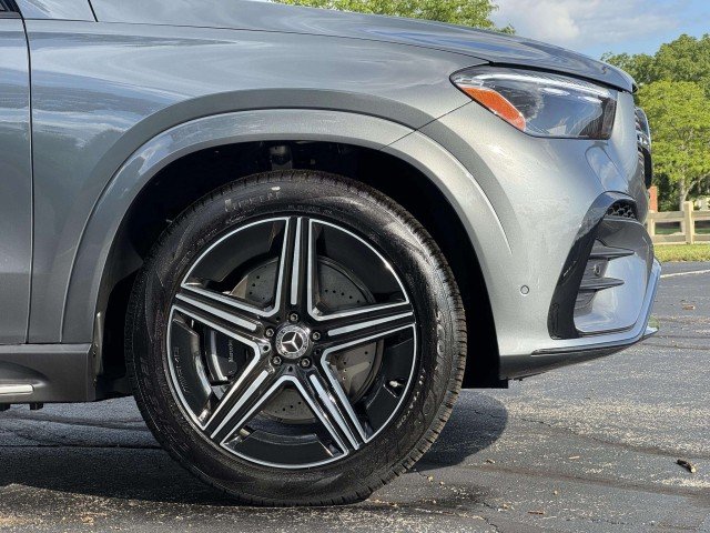 New 2026 GREY Mercedes-Benz GLE 450 image 4
