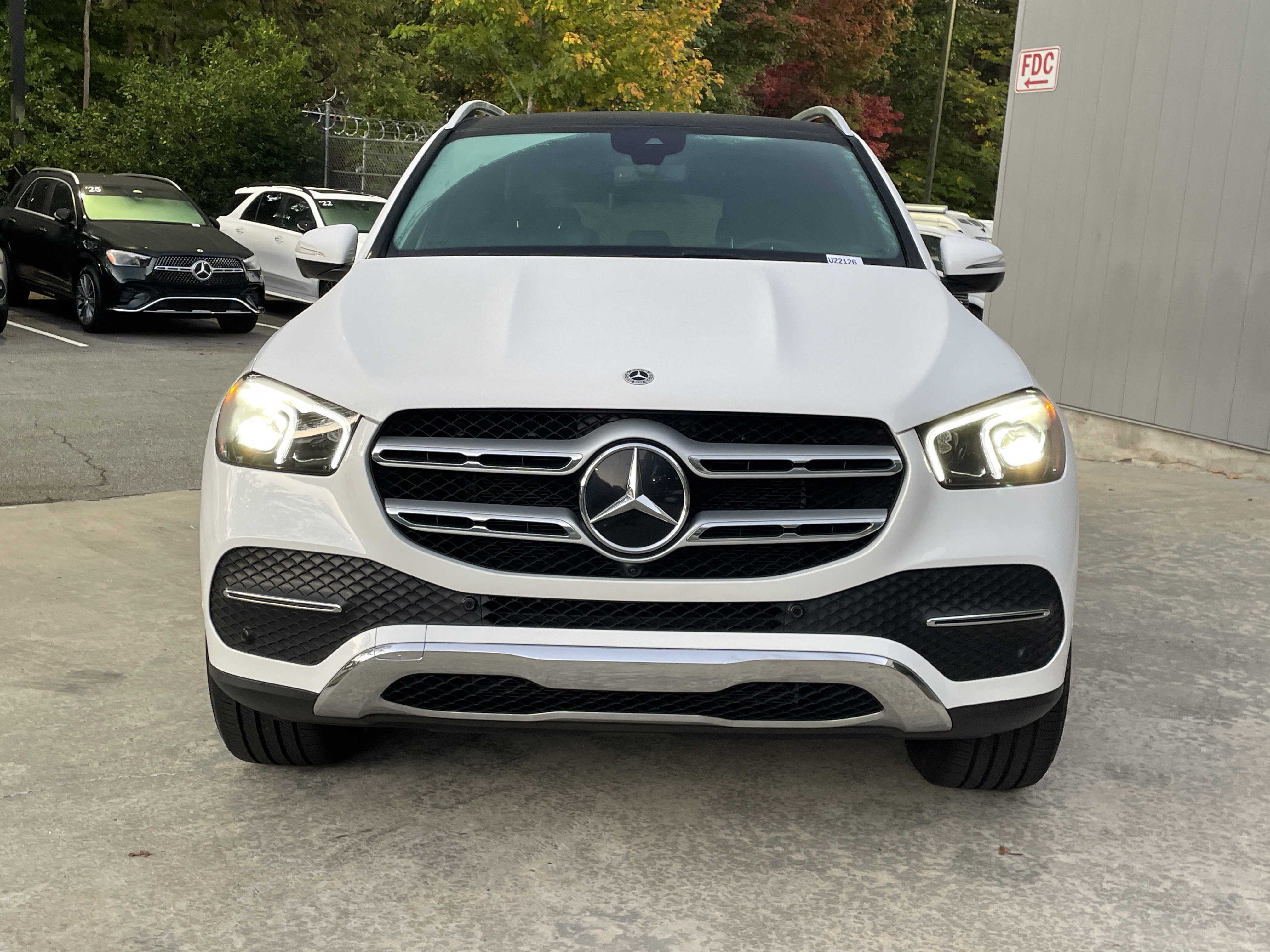 Certified Used 2023 Polar White Mercedes-Benz GLE 350 SUV image 3