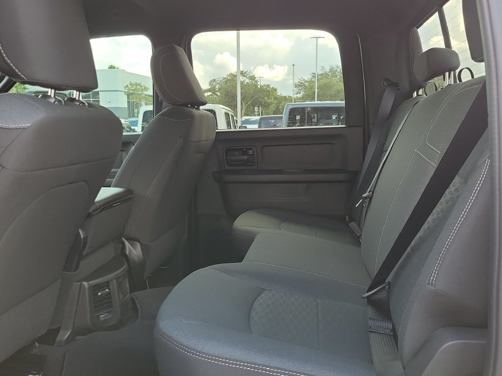 2026 RAM 3500 Tradesman - Photo 10