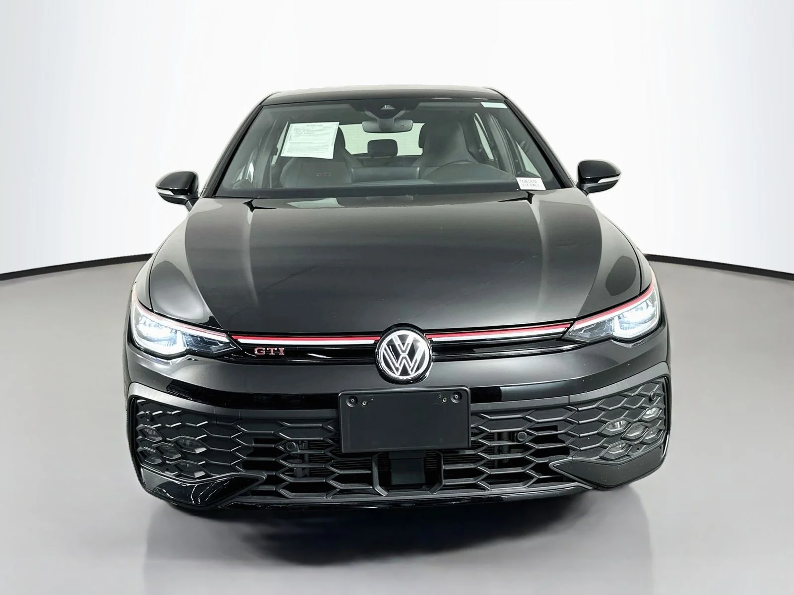 Used 2025 Mythos Black Metallic Volkswagen 2.0T S image 2