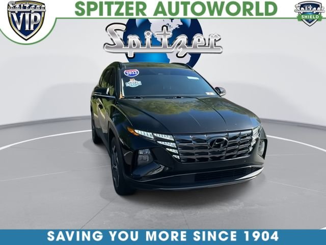 Used 2023 Black Hyundai Limited image 3