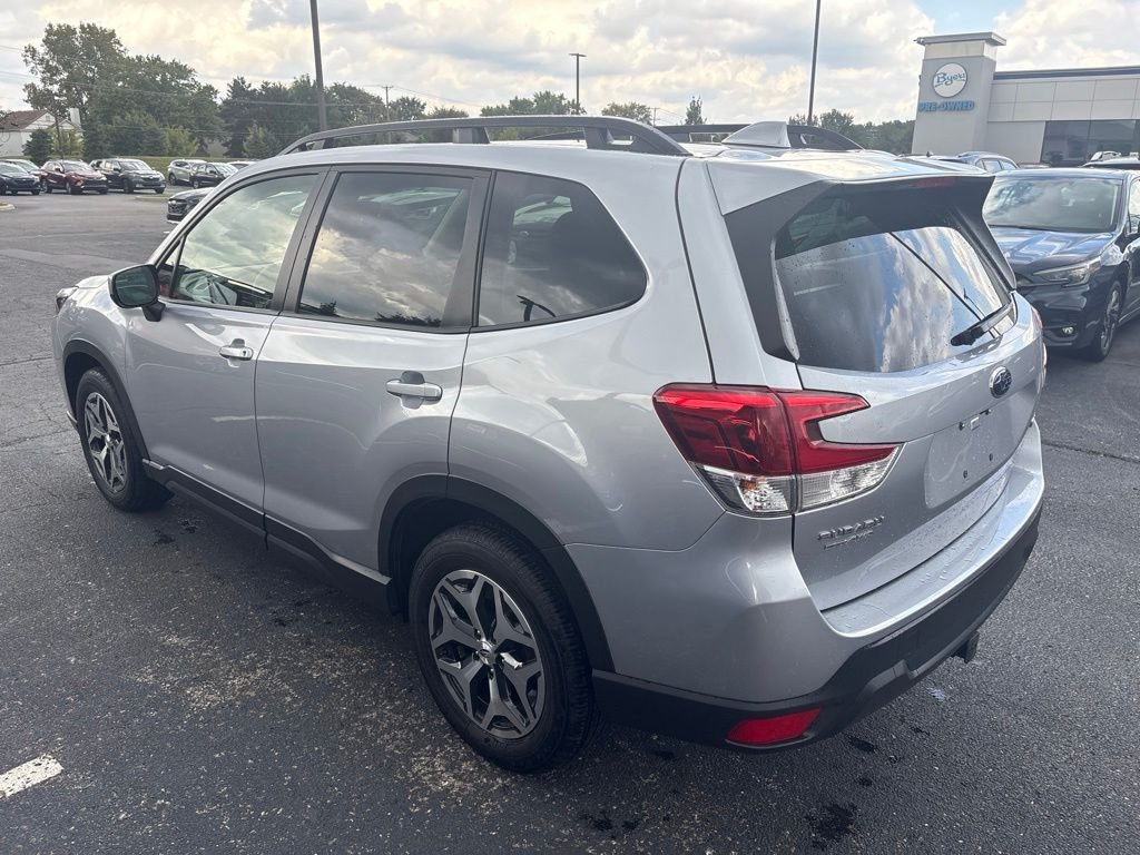 Certified Used 2023 Silver Subaru Premium image 5