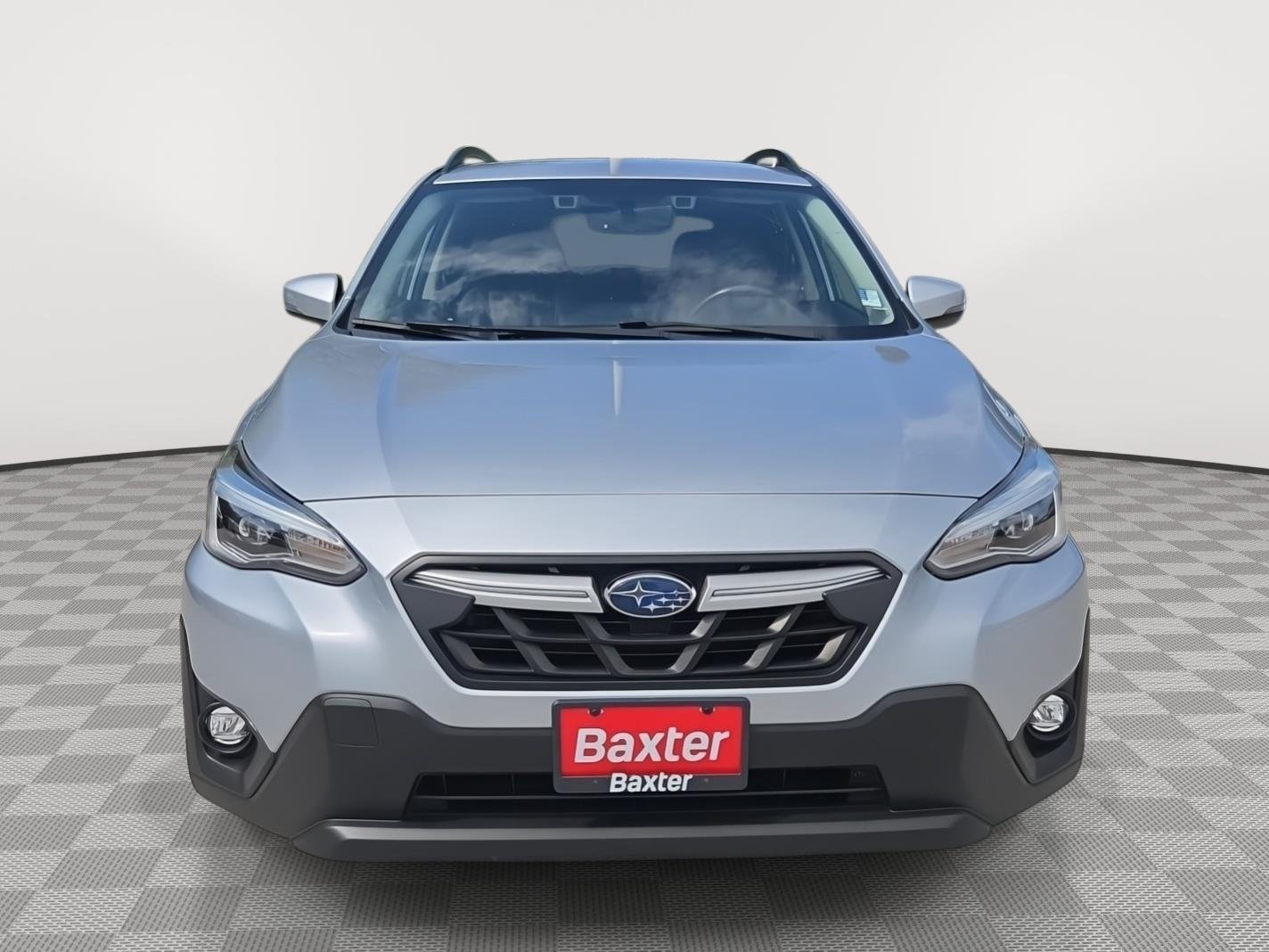 Used 2022 Ice Silver Metallic Subaru Limited image 2