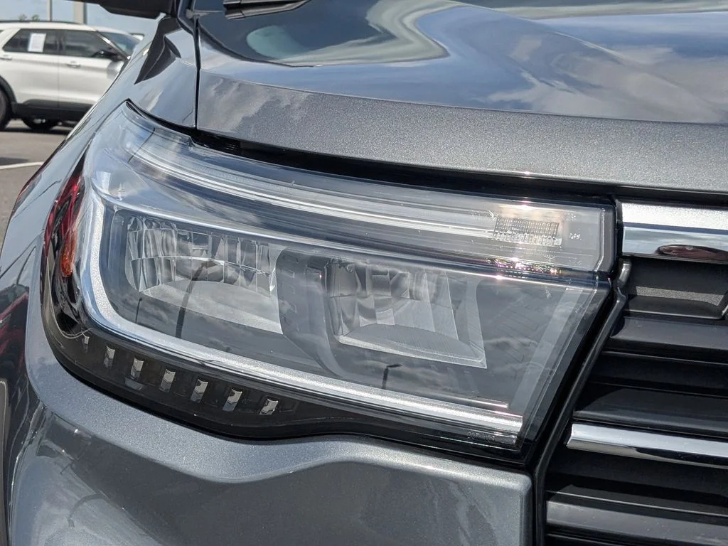 New 2026 Carbonized Gray Metallic Ford Active image 9