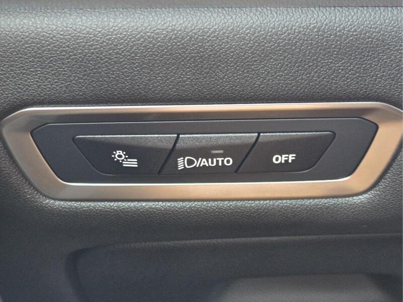 Used 2026 Copper Metallic BMW XDRIVE40I SPORTS ACTIVITY VEHICLE image 33