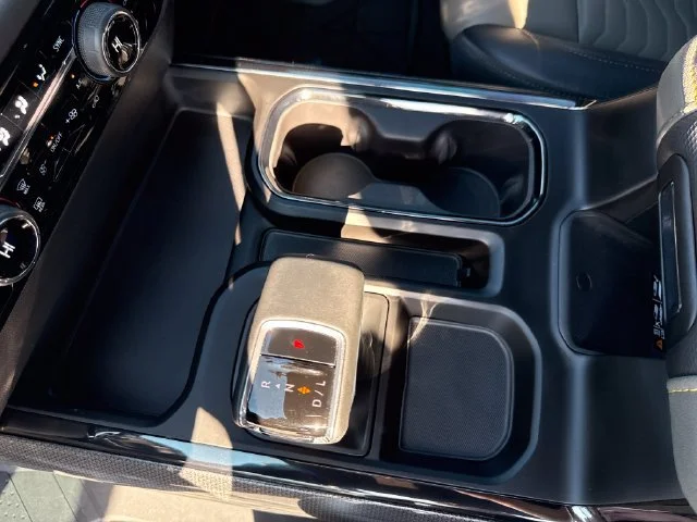 Used 2025 Cypress Gray Chevrolet ZR2 image 28
