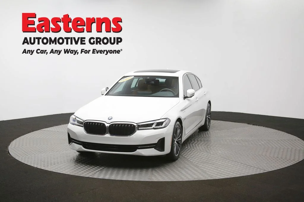 Used 2023 White BMW 530e iPerformance image 58