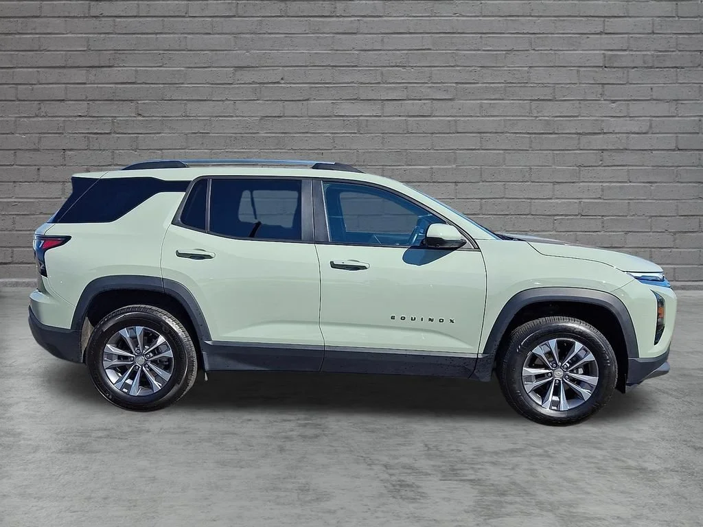 Used 2025 Cacti Green Chevrolet LT image 13