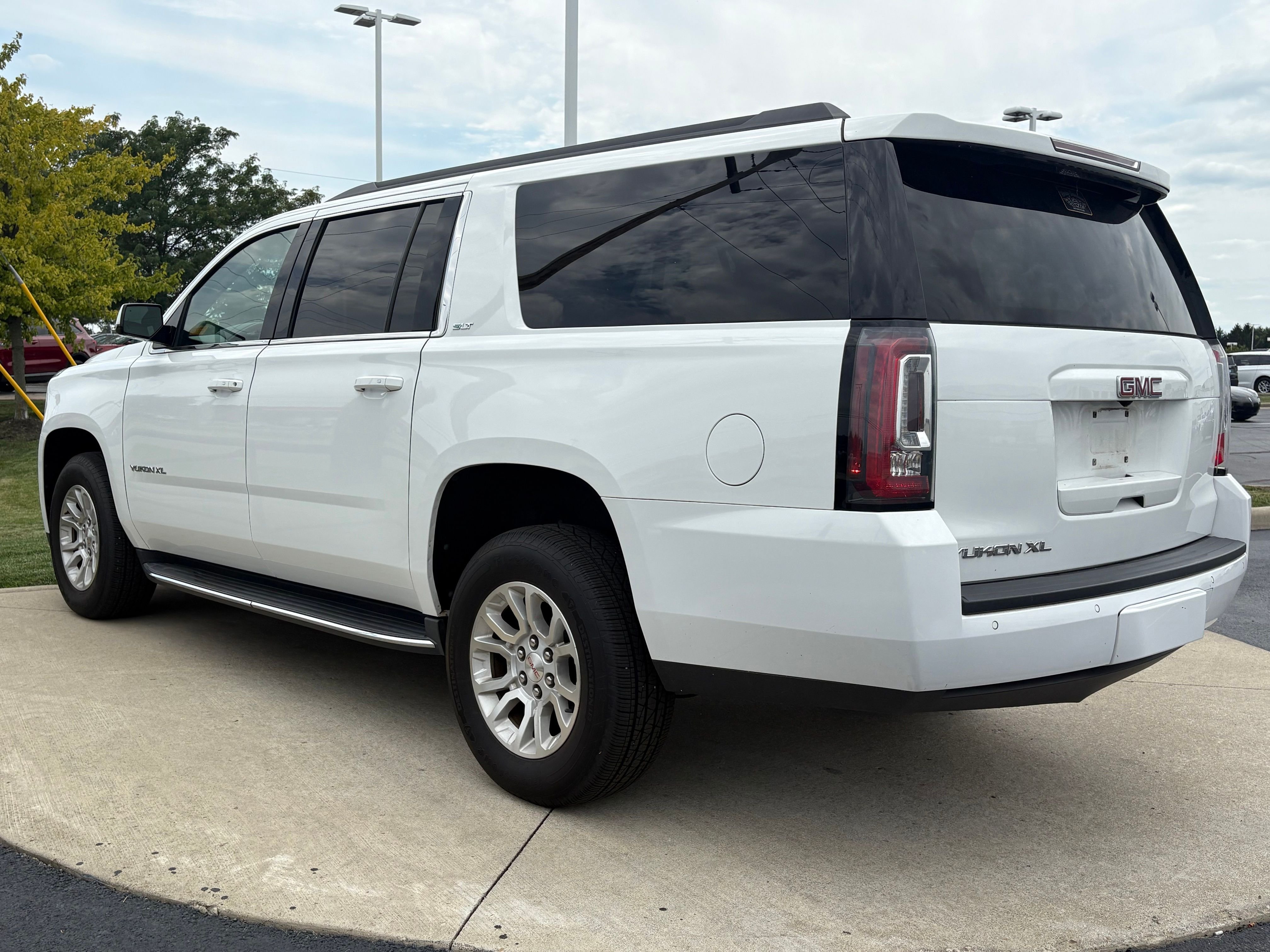 Used 2018 Summit White GMC SLT image 5