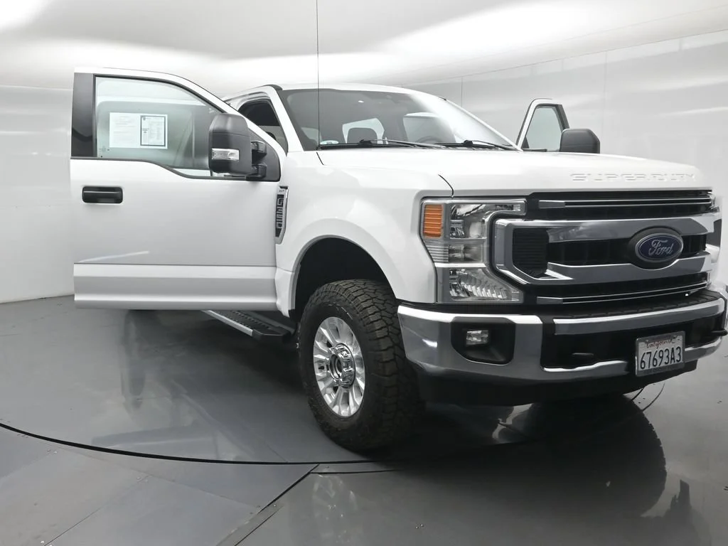 Certified Used 2020 White Ford XLT image 27
