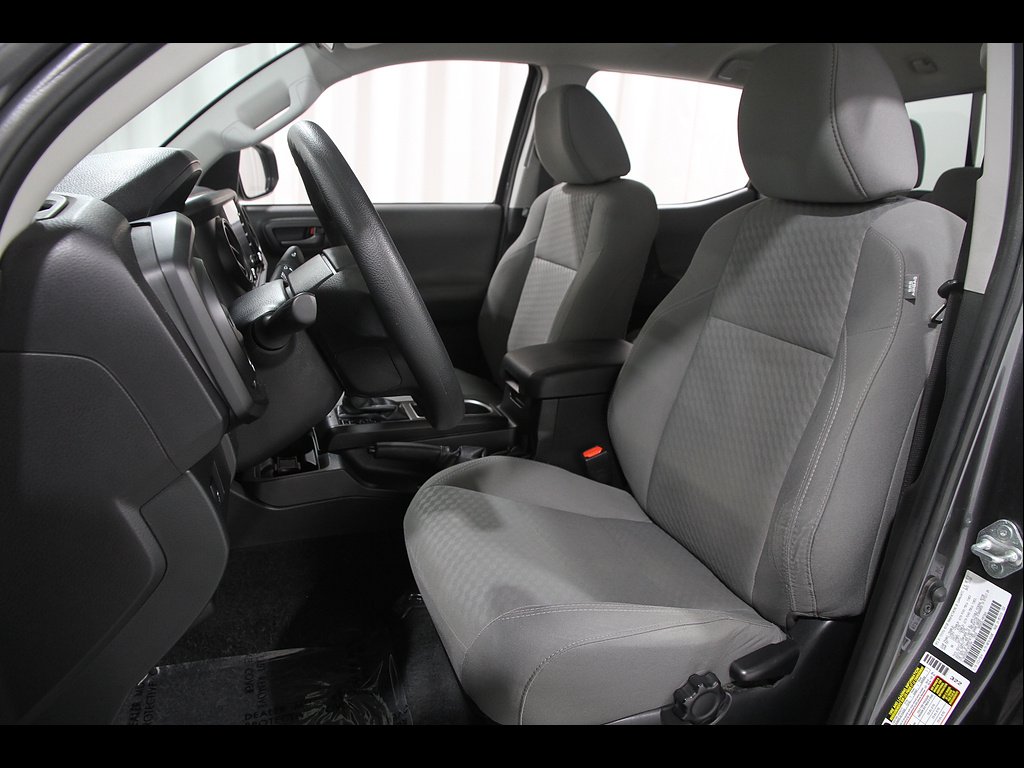 2023 Toyota Tacoma SR - Photo 5